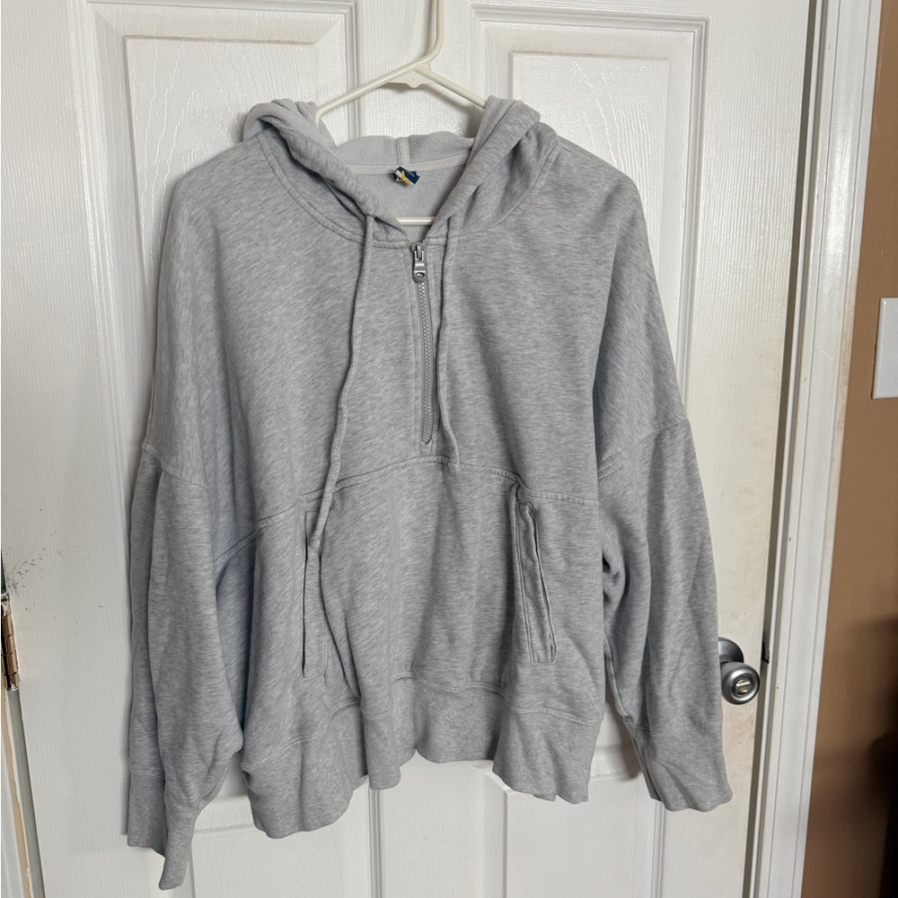 Old Navy Active Women’s Cropped Quarter Zip Hoodie